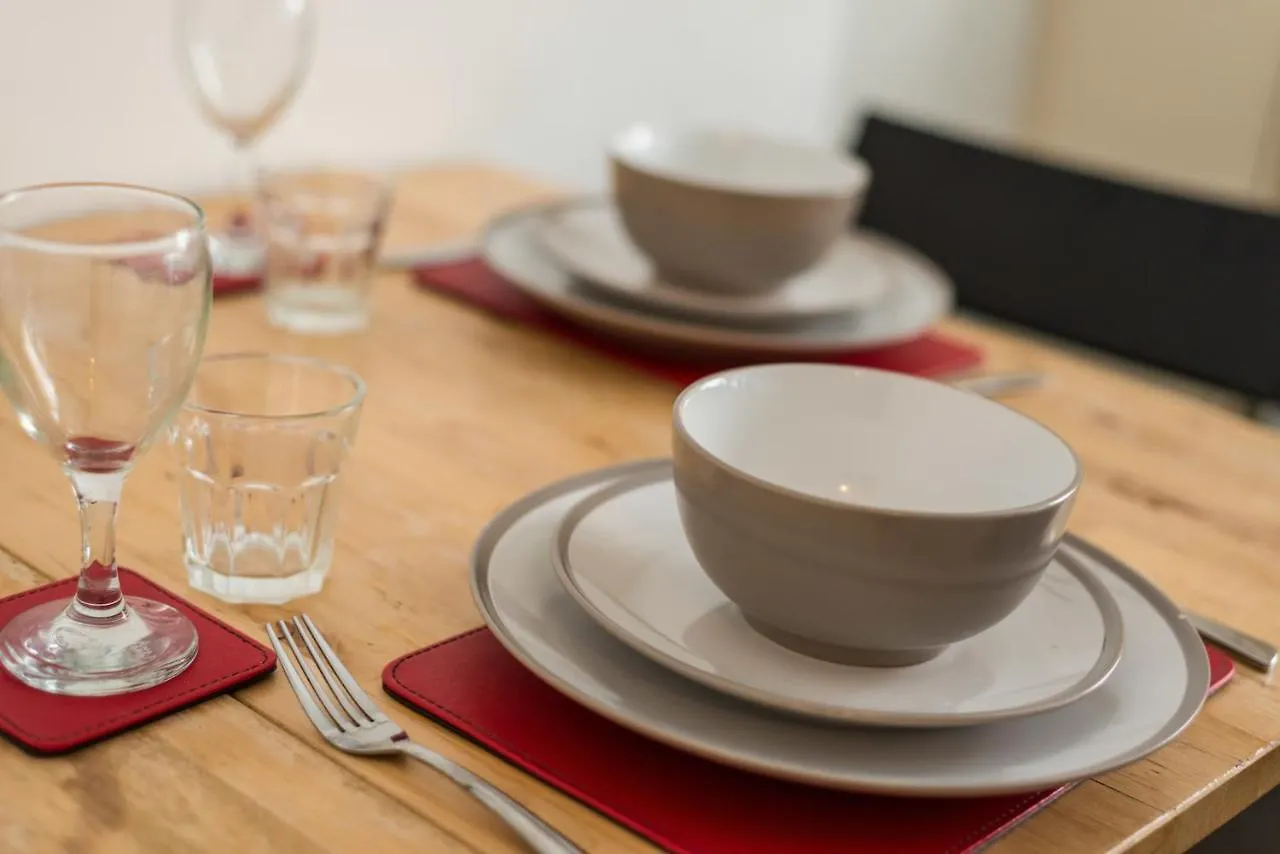 Waterside Apartment Edinburgh Birleşik Krallık